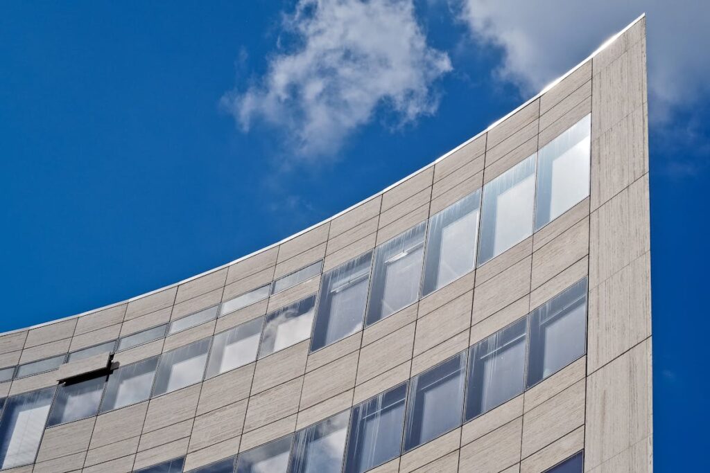 Cao-onderhandelingen eind deze maand van start - featured image